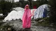 Une enfant photographiée dans le camp de Moria. ARIS MESSINIS/AFP


