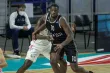 Moustapha Fall et ses coéquipiers de Villeurbanne se sont imposés vendredi soir en Grèce. (I. R. HIpolito/Presse Sports)


