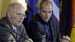 Les ministres des Finances allemand et grec, Wolfgang Schäuble (à gauche) et Yanis Varoufakis, lors d'une conférence de presse à Berlin, jeudi. Crédits photo : Michael Sohn/AP


