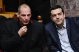 © Louise Gouliamaki - Yanis Varoufakis et Alexis Tsipras lors du vote pour l'élection du président grec.


