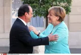 Hier, après leur rencontre à l'Elysée, François Hollande et la chancelière allemande ont pris acte du résultat du référendum grec et se sont simplement engagé à écouter les propositions d'Alexis Tsipras - Thibault Camus/AP/SIPA


