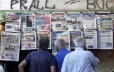 Les Grecs sont suspendus aux décisions de l'Union européenne pour leur permettre de sortir de la crise. Mais désormais, la France et l'Allemagne parlent d'une même voix. Image: JEAN-PAUL PELISSIER/Reuters


