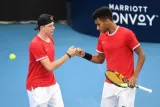 Denis Shapovalov et Felix Auger-Aliassime ont assuré pour leur premier match dans cette ATP Cup. (T. Nearmy/Reuters)


