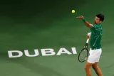 Novak Djokovic s'impose à Dubaï. (Thaier Al-Sudani/Reuters)


