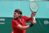 Le Grec rallie les demi-finales sur le Rocher après l'abandon de l'Espagnol Alejandro Davidovich Fokina. (N. Luttiau/L'Équipe)


