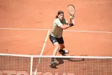 Stefanos Tsitsipas en demi-finale sur la terre battue de Rome. (P. Lahalle/L'Équipe)


