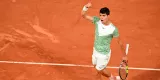 Carlos Alcaraz a décroché son billet pour les demi-finales après sa victoire contre Stefanos Tsitsipas © AFP


