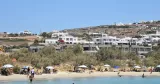 Les habitants de l'île des Cyclades sont vent debout contre la construction d'un hôtel cinq étoiles, accusé de dénaturer le littoral. 