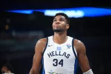 Giannis Antetokounmpo a décroché sa première médaille internationale avec la Grèce. (A. Réau/L'Équipe)