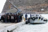 Après le sauvetage d’une embarcation à bord de laquelle se trouvaient des migrants, à Kali Limenes, en Crète, le 21 février 2026.
