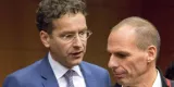 La « précondition » au déblocage de fonds pour la Grèce « est une conclusion des discussions avec la troïka et un avis positif de ces institutions », a déclaré le secrétaire d'Etat allemand aux finances, Steffen Kampeter,


