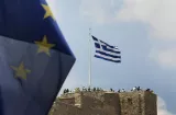 Des touristes sur le site de l'Acropole, à Athènes, le 26 juin.


