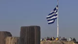 Les experts redoutent l'effet systémique qu'entraînerait une sortie de la Grèce de la zone euro mais jugent ce scénario peu probable. Crédits photo : LOUISA GOULIAMAKI/AFP


