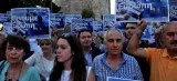 À Thessalonique, le 22 juin, manifestation en faveur du maintien de la Grèce dans l'UE. Crédits photo : SAKIS MITROLIDIS/AFP


