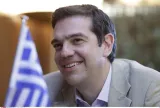 Les ministres des Finances de la zone euro ont donné le feu vert au déblocage immédiat d'une première tranche d'aide à la Grèce - Thanassis Stavrakis/AP/SIPA


