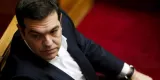 "Mettre en oeuvre le plan de sauvetage ne va pas être facile. (...) Cela est nécessaire pour sortir de ce système de surveillance et démarrer immédiatement les discussions sur la question de la dette", a expliqué le Premier ministre grec, Alexis Tsipras (Crédits : ALKIS KONSTANTINIDIS)


