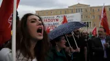 En mai 2016, le gouvernement a annoncé une série de mesures qui ont à nouveau mis la population dans la rue.


