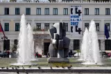 Une bannière annonce l'exposition d'art contemporain la documenta, à Athènes du 8 avril au 16 juillet prochain.


