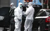 La police grecque à la recherche d'indices sur les lieux de l'explosion à Athènes. - Yorgos Karahalis/AP/SIPA


