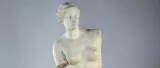 "La Vénus de Milo", sculpture représentant Aphrodite en marbre. 100 avant J.-C. Provenant de l'île de Milos en Grèce. Paris, mussé du Louvre.© Photo Josse / leemage


