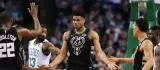À 23 ans, Giannis Antetokoúnmpo, leader des Milwaukee Bucks (NBA), fait partie des rares candidats au titre de joueur de l'année en NBA (MVP).   © GETTY IMAGES NORTH AMERICA / AFP/ Maddie Meyer


