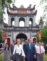 caramanlis hanoi