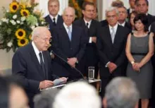 papoulias