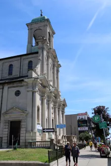 L'église du Saint-Nom-de-Jésus à Danforth.