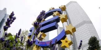 Grèce : la BCE relève à nouveau le plafond de ses prêts d'urgence aux banques La BCE, à Francfort (Allemagne).