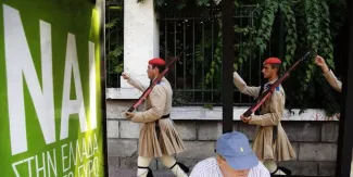 Tsipras y est et veut y rester Tsipras y est et veut y rester.