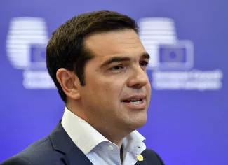 Dette : Tsipras réclame «?une décote de 30 % » et «?une période de grâce de 20 ans?» Alexis Tsipras a souhaité, vendredi, lors d'une allocution télévisée, une décote et un délai de grâce pour assurer «?la viabilité de la dette?» de la Grèce - AFP