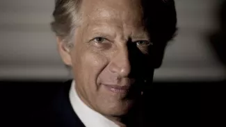 Dominique de Villepin rend hommage à Alexis Tsipras L'ancien premier ministre Dominique de Villepin a quitté l'UMP en 2011. Crédits photo : JOEL SAGET/AFP