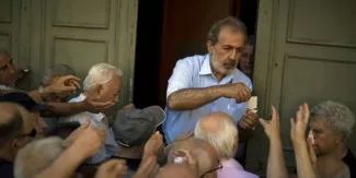 Voici les nouvelles propositions de réformes d'Athènes pour éviter un "Grexit" Voici les nouvelles propositions de réformes d'Athènes pour éviter un "Grexit".