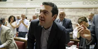 Premières passes d'armes des députés grecs sur la proposition d'accord aux créanciers Premières passes d'armes des députés grecs sur la proposition d'accord aux créanciers.