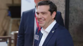 Alexis Tsipras lâche du lest, Angela Merkel sous pression Crédits photo : Raa Jonathan/Pacific Press/ABACA