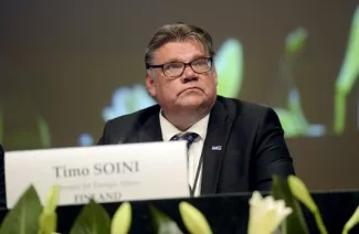 Timo Soini, le ministre des affaires étrangères finlandais et président du parti des Vrais Finlandais, à Helsinki le 6 juillet 2015.


