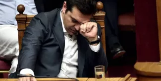 Tsipras "ne mange plus, ne dort plus", s'inquiète sa mère Tsipras "ne mange plus, ne dort plus", s'inquiète sa mère.