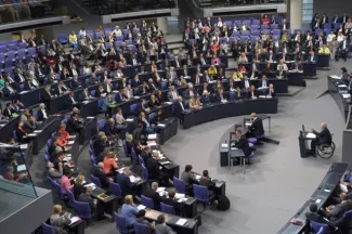 Le Parlement allemand approuve le plan d'aide à la Grèce La chambre basse du Parlement allemand a accepté le troisième plan d'aide. Image: Keystone