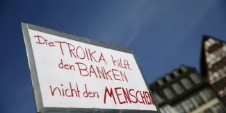 Grèce : le Parlement européen veut avoir un droit de regard sur la « troïka » Grèce : le Parlement européen veut avoir un droit de regard sur la « troïka ».