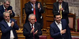 Grèce: le gouvernement Tsipras II investi cette nuit par le parlement Grèce: le gouvernement Tsipras II investi cette nuit par le parlement.
