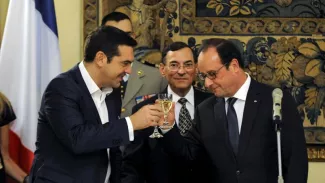 La virée d'Hollande et Tsipras dans un bar branché d'Athènes Alexis Tsipras et François Hollande lors du dîner organisé au palais présidentiel à Athènes Crédits photo : © Michalis Karagiannis / Reuter/REUTERS
