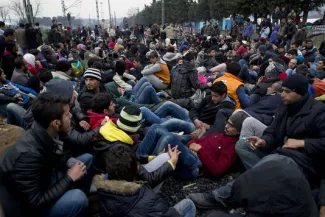 Près de 70 000 migrants pourraient bientôt être « pris au piège » en Grèce Près de 70 000 migrants pourraient bientôt être « pris au piège » en Grèce.