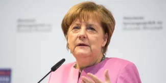 Crise migratoire : l'UE ne peut pas laisser la Grèce "plonger dans le chaos" Crise migratoire : l'UE ne peut pas laisser la Grèce "plonger dans le chaos".