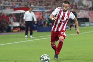 Foot : l'Olympiakos conserve la tête Foot : l'Olympiakos conserve la tête.