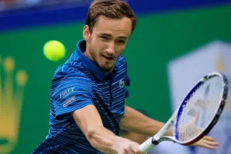 Tennis - Shanghai : Daniil Medvedev qualifié pour la finale en battant Stefanos Tsitsipas Tennis - Shanghai : Daniil Medvedev qualifié pour la finale en battant Stefanos Tsitsipas.