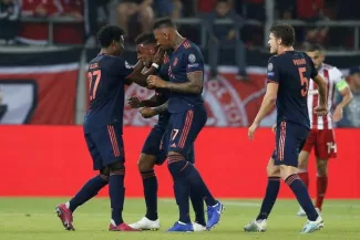 Foot - C1 - Ligue des champions : vainqueur sur la pelouse de l'Olympiakos, le Bayern poursuit son sans-faute Foot - C1 - Ligue des champions : vainqueur sur la pelouse de l'Olympiakos, le Bayern poursuit son sans-faute.