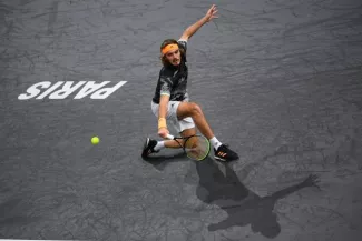 Tennis - Rolex Paris Masters : Stefanos Tsitsipas en quarts de finale Tennis - Rolex Paris Masters : Stefanos Tsitsipas en quarts de finale.