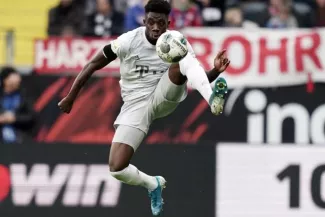 Foot - Bayern Munich : le jeune Alphonso Davies titulaire contre l'Olympiakos ? Foot - Bayern Munich : le jeune Alphonso Davies titulaire contre l'Olympiakos ?.