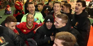 Les Diables s'imposent facilement contre Chypre et réalisent un éblouissant 30 sur 30 (6-1) (Mise à jour) Les Diables s'imposent facilement contre Chypre et réalisent un éblouissant 30 sur 30 (6-1) (Mise à jour).
