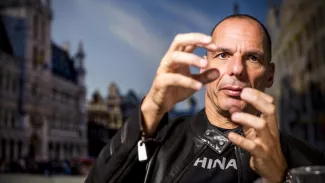 Varoufákis: «Le Brexit a montré que l’Union européenne bat petit à petit en retraite» Varoufákis: «Le Brexit a montré que l’Union européenne bat petit à petit en retraite».